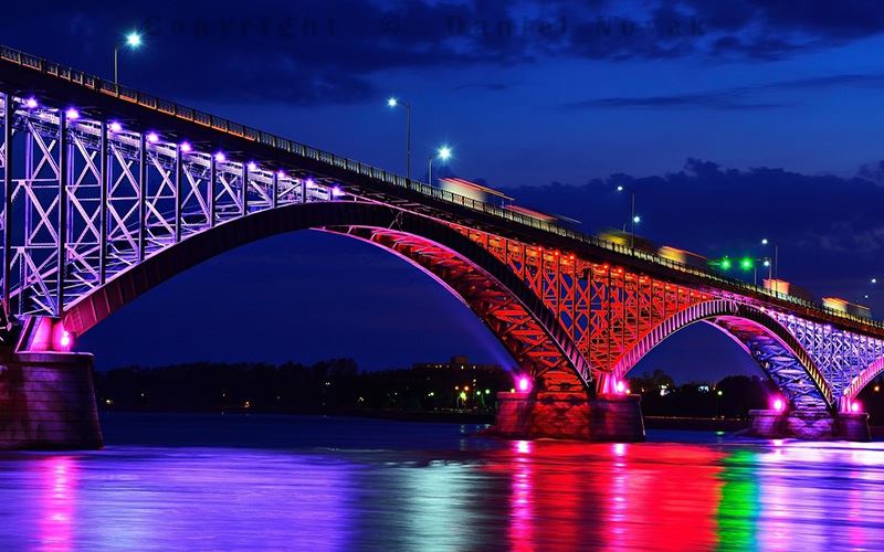 color-changing-bridge-facade-lighting color-changing-bridge-facade-lighting